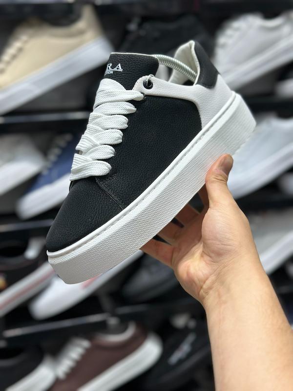 ونس Zara