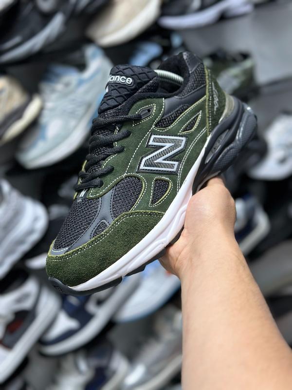 کتونی New Balance
