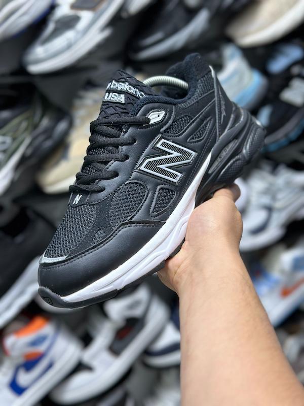 کتونی New Balance