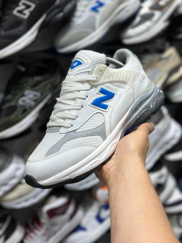 کتونی New Balance