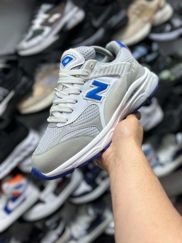 کتونی New Balance