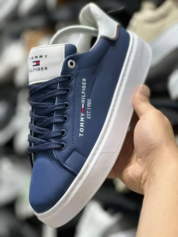 کتونی Tommy Hilfiger