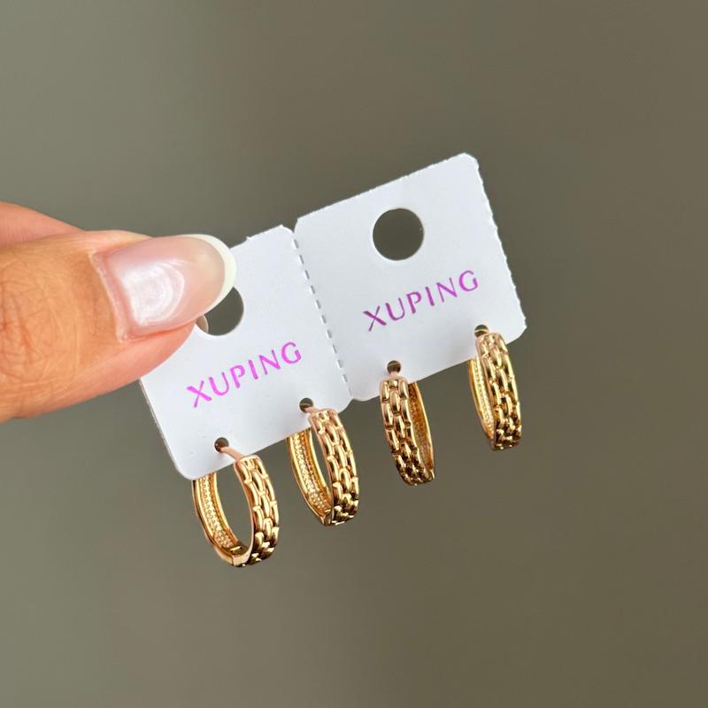 گوشواره حلقه ای طرحدار xp