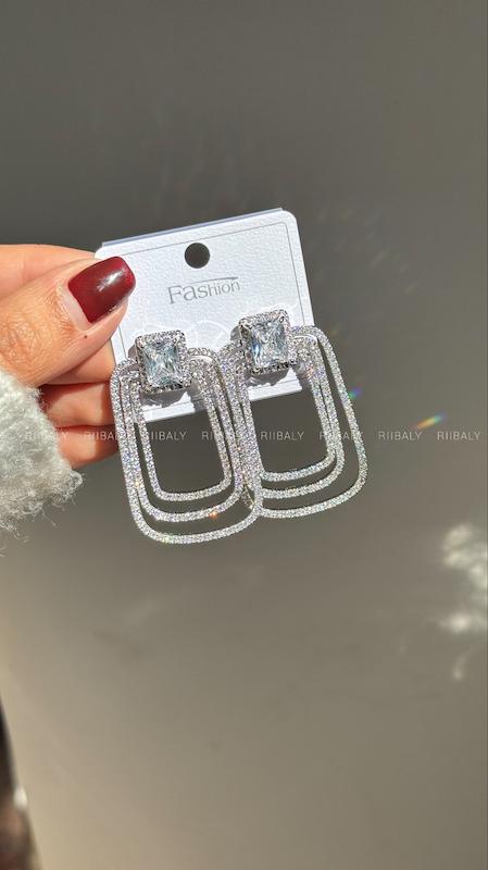 گوشواره نگیندار