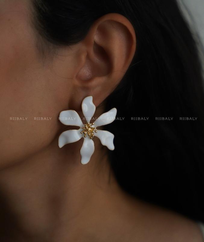 گوشواره گل سفید N