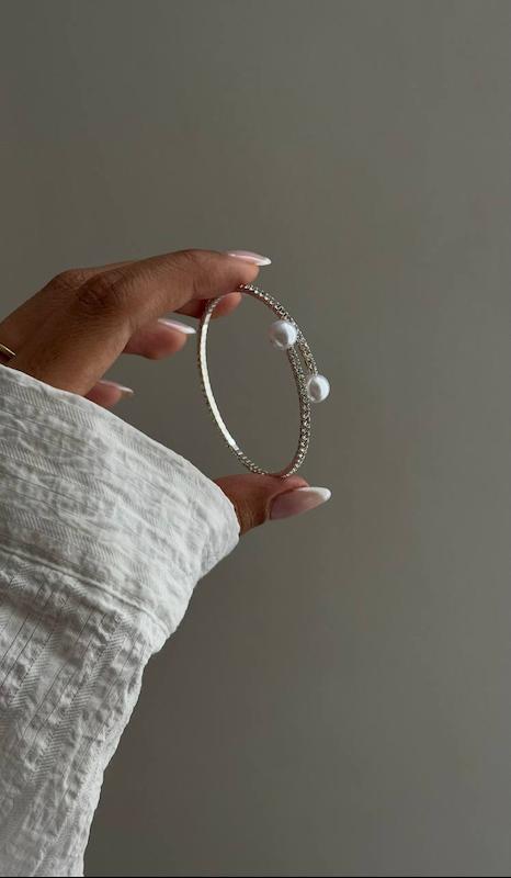 دستبند نگینی