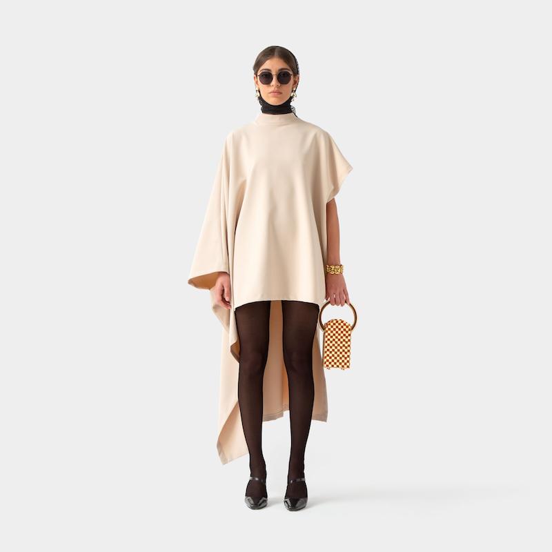 پیراهن کج پشت بلند