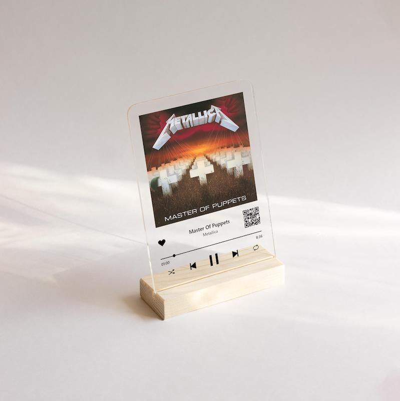 قاب موسیقی Metallica