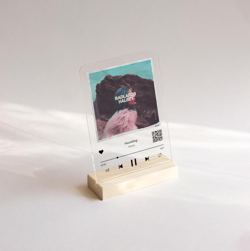 قاب موسیقی Halsey