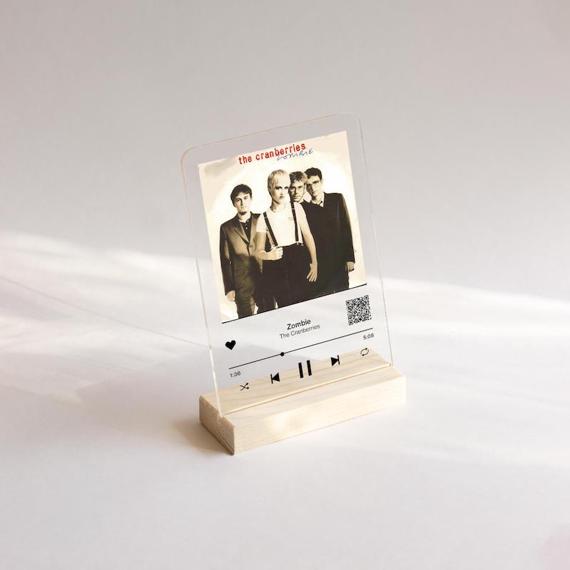 قاب موسیقی The Cranberries