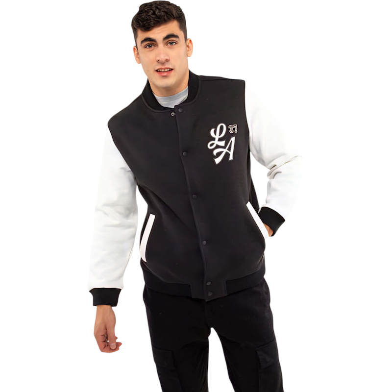 بامبرجکت مشکی داخل خز از pull & bear کد ۱۲۷