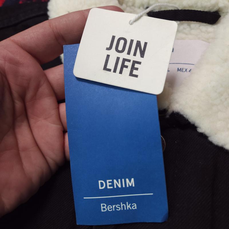 کت جین مشکی داخل خز از bershka کد ۱۳۸ سایز S
