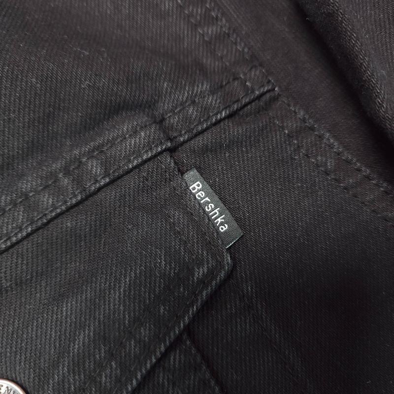 کت جین مشکی داخل خز از bershka کد ۱۳۸ سایز S