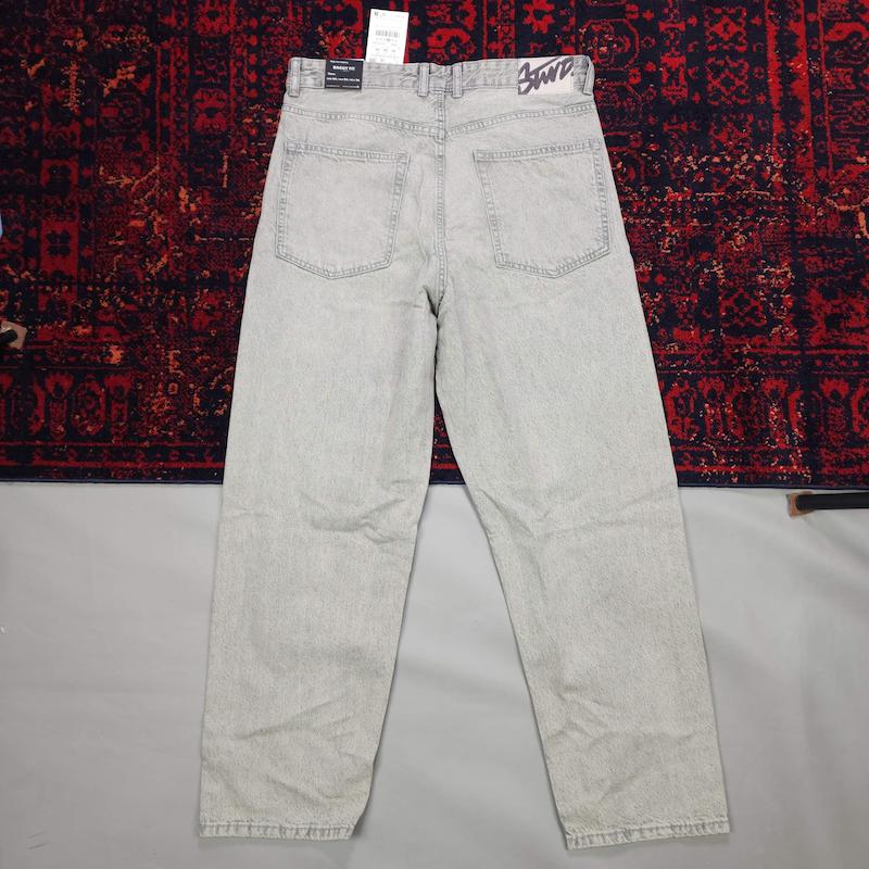 شلوار جین بگ استایل مردانه از pull & bear کد ۱۸۷