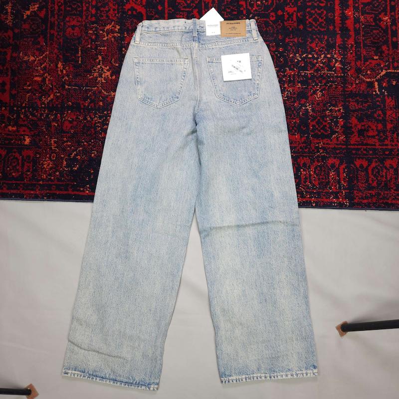 شلوار جین مردانه واید لگ از jack & jones کد ۲۰۶
