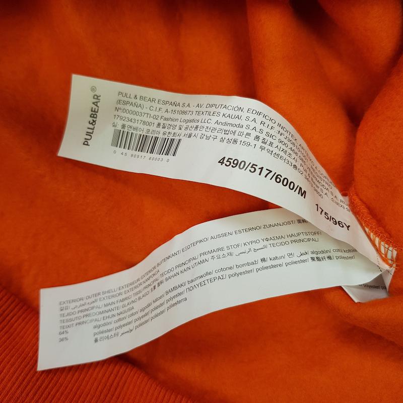 هودی انیمه، ضخیم و گرم بالا از pull & bear کد ۲۳۷