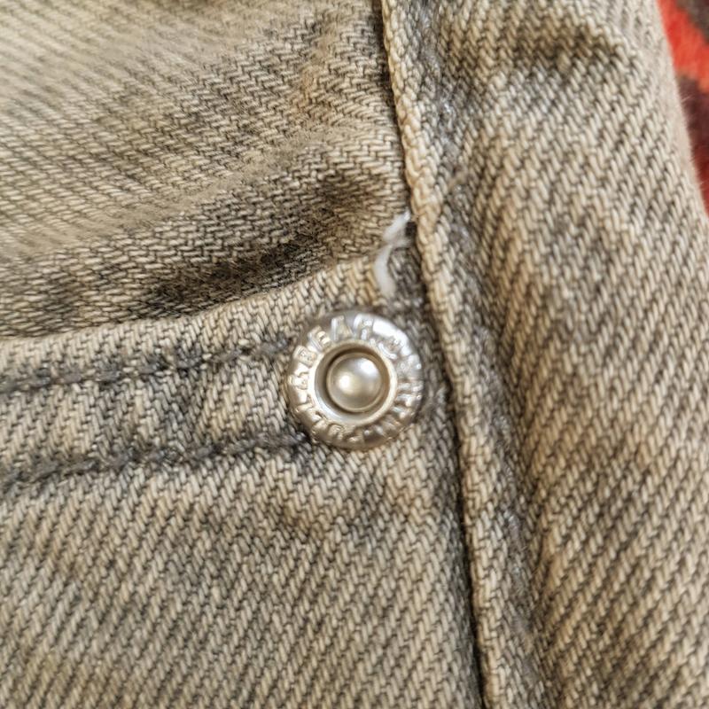 شلوار جین مردانه بگ استایل pull & bear کد ۳۲۸
