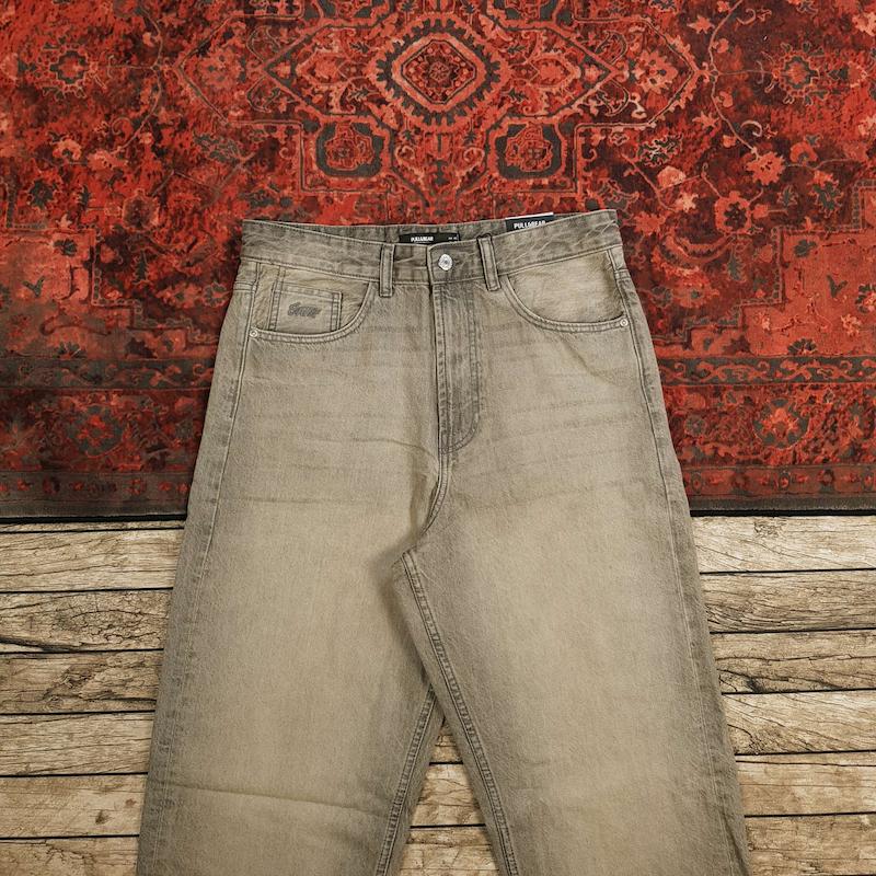 شلوار جین مردانه بگ استایل pull & bear کد ۳۲۸