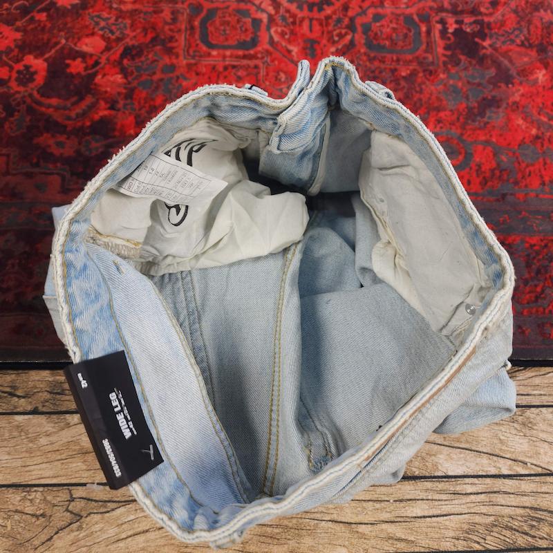 شلوار جین بگ استایل pull & bear بدون جنسیت کد ۳۷۱ سایز ۲۸