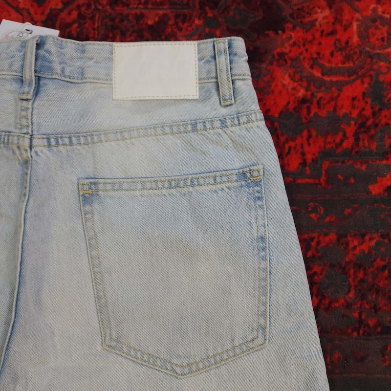 شلوار جین نیم بگ بدون جنسیت pull & bear کد ۳۷۷