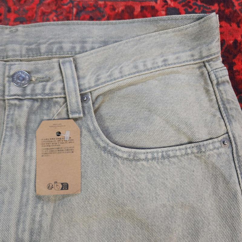 شلوار جین بگ استایل levis بدون جنسیت کد ۳۹۸