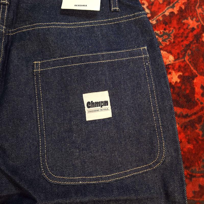 شلوار جین بگ استایل سرمه‌ای خام شور bershka بدون جنسیت کد ۳۹۹