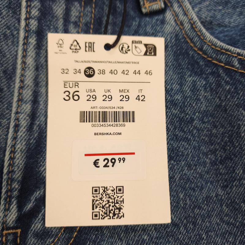 شلوار جین بگ استایل bershka بدون جنسیت کد ۴۰۴ سایز ۲۷