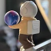 چراغ خواب و اسپیکر مدل فضانورد 