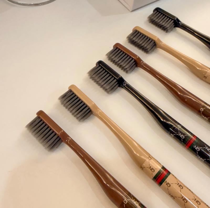 مسواک 6 عددی لاکچری