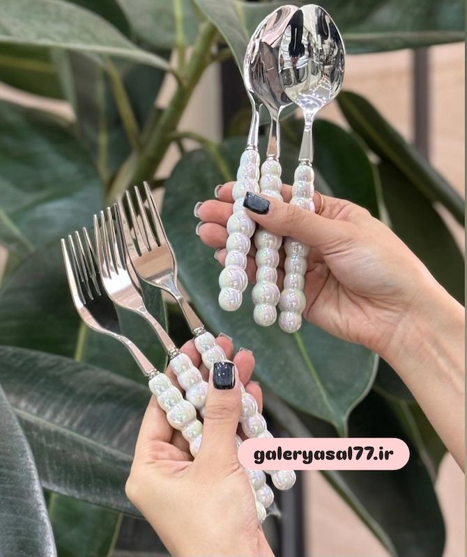 قاشق و چنگال مرواریدی سفید