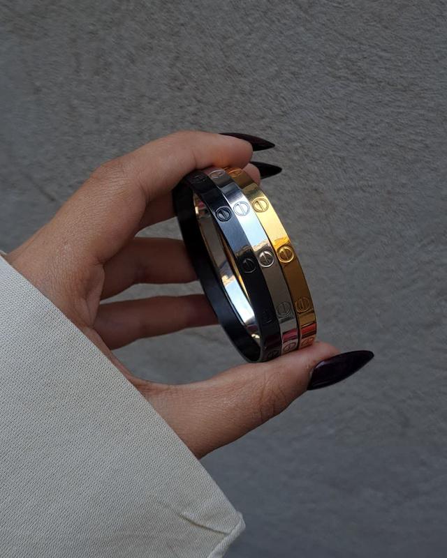 دستبند کارتیر بنگل کد۹۰