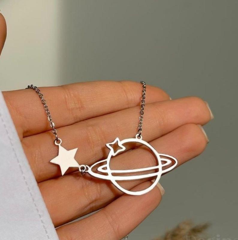 گردنبند زحل و ستاره استیل کد۳۸۰