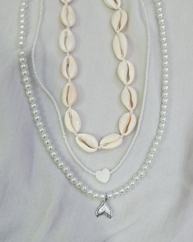 گردنبند تابستانی سفید کد۴۰۱
