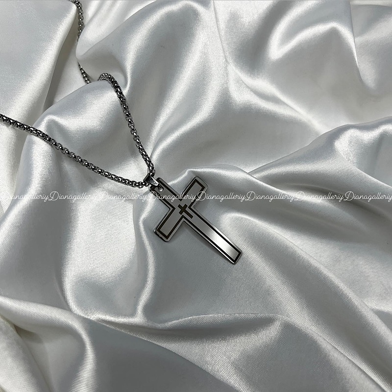گردنبند صلیب ویتالی ✝️