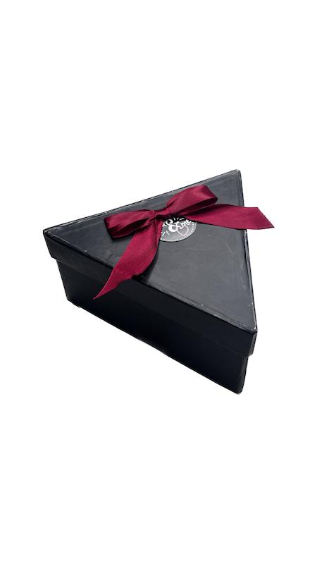 باکس مثلث مشکی