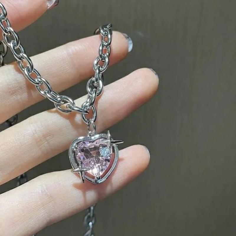 گردنبند قلب اکلیلی 