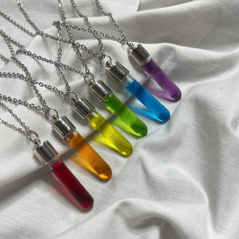 گردنبند خون رنگی🌈