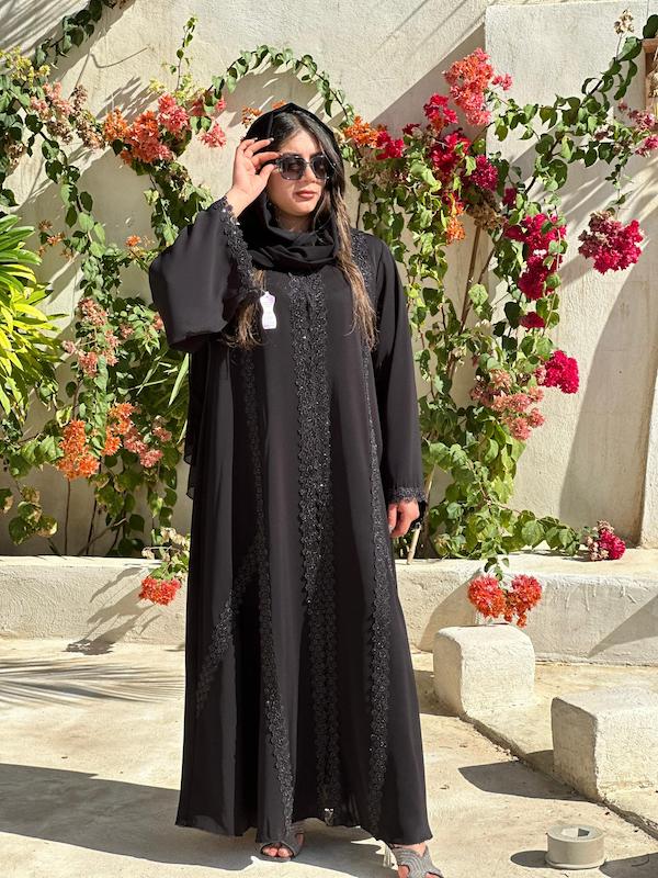 عبا مجلسی مدل گیپوردار جذاب کد 17