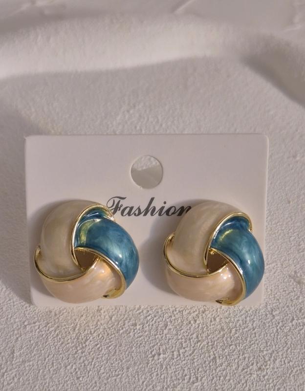 گوشواره میناکاری مدل سیمیت