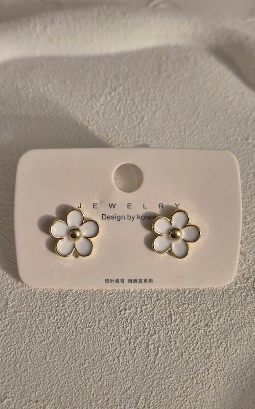 گوشواره مدل گل مینایی