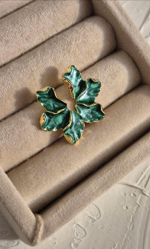 گوشواره مدل برگ گل