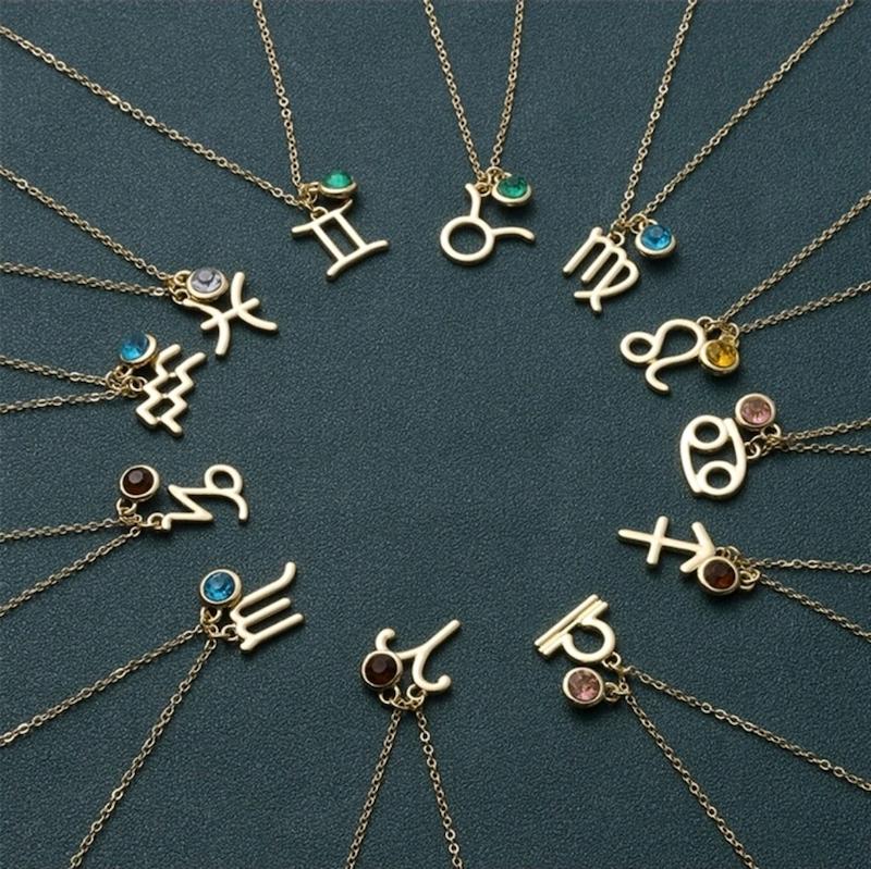 گردنبند مدل ماه تولد