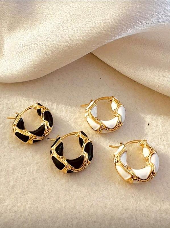 گوشواره مدل رگه طلایی