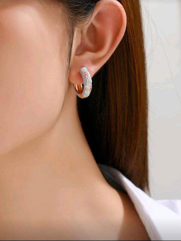 گوشواره میناکاری مدل گل آبی