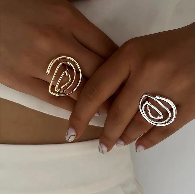 انگشتر مدل حلزونی