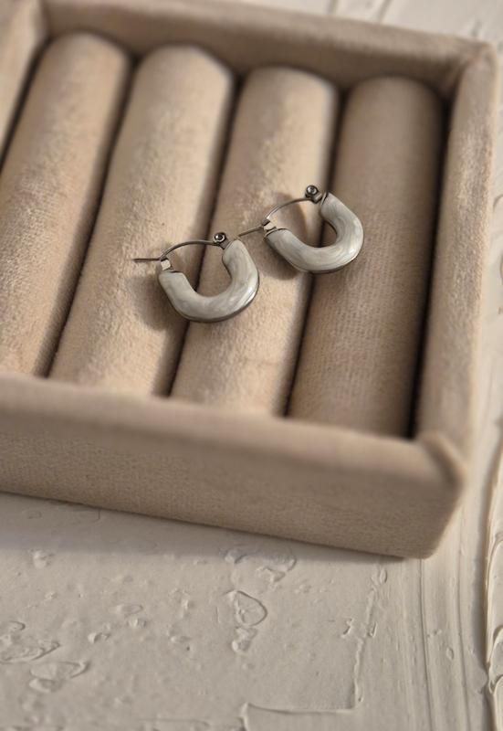 گوشواره میناکاری مدل نیم دایره