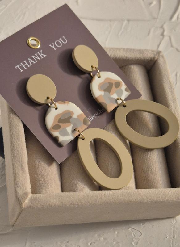 گوشواره پلیمری مدل کارامل