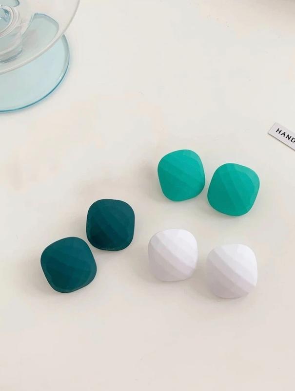 گوشواره پلیمری مدل حبه