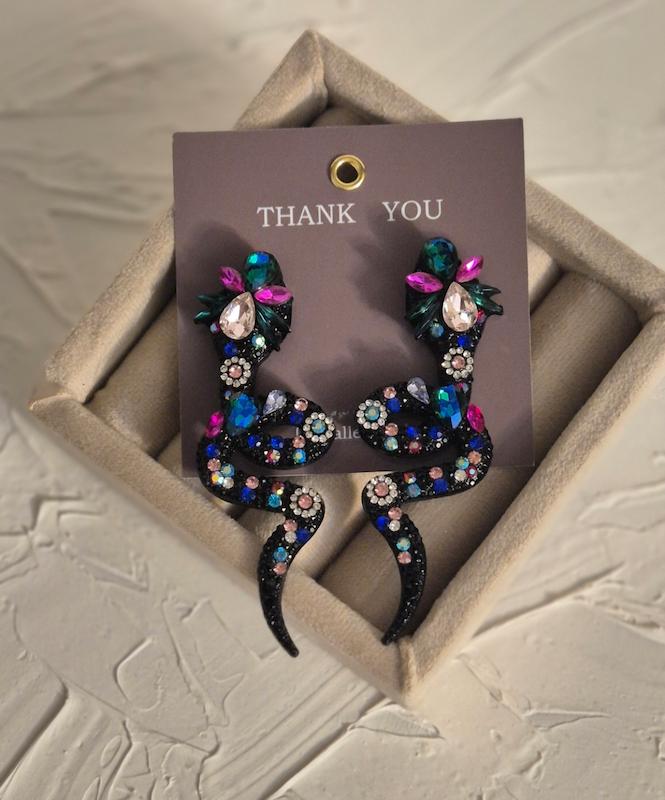 گوشواره جواهری مدل ماری