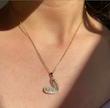 گردنبند قلب مدل نگین دار طلایی
